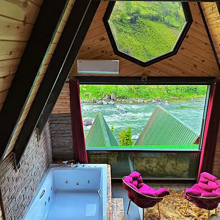 Hotel Tabiat Camlihemsin