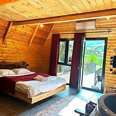Tabiat Hotel